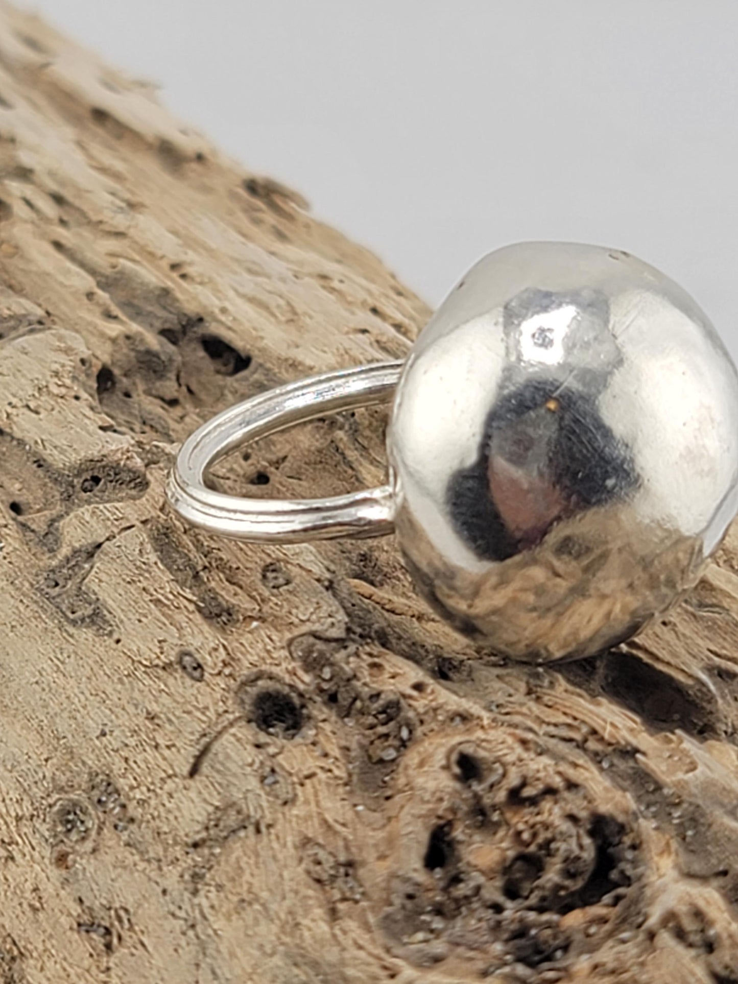 HOLLOW RING HANDMADE
