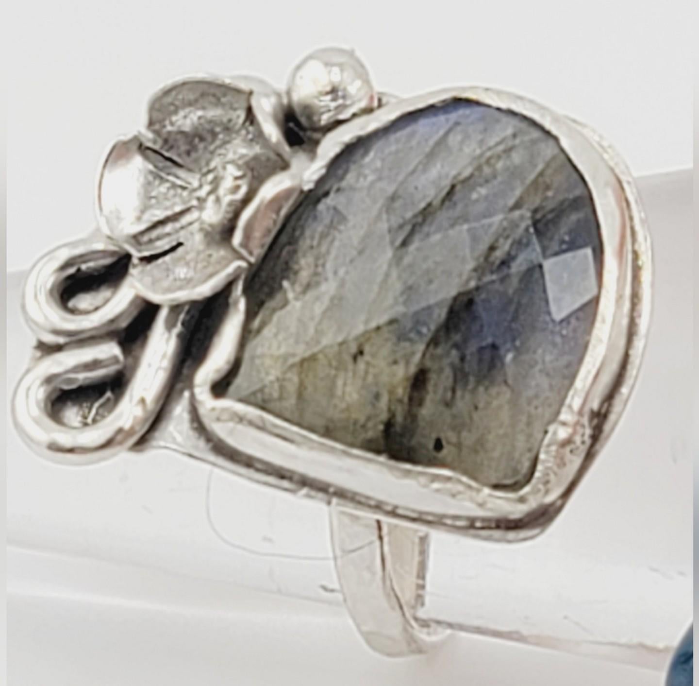LABRADORITE GARDEN RING
