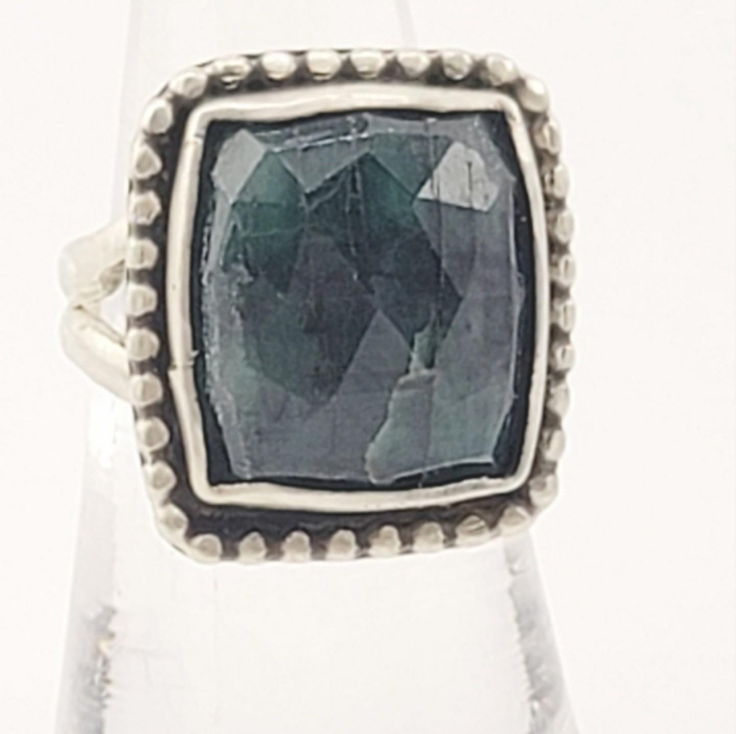Emerald square nature rose-cut gemstone ring handmade in .925 sterling silver metal