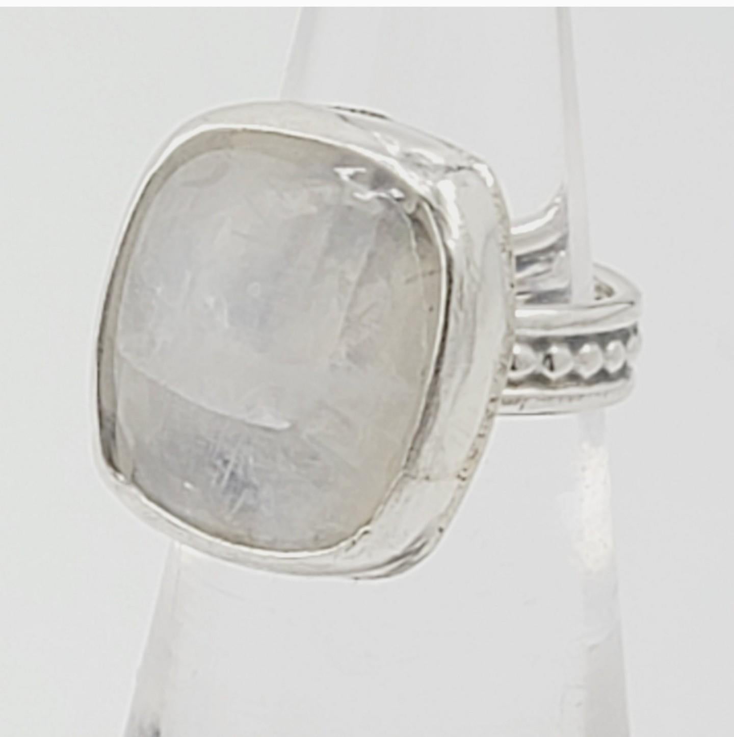 MOONSTONE RING