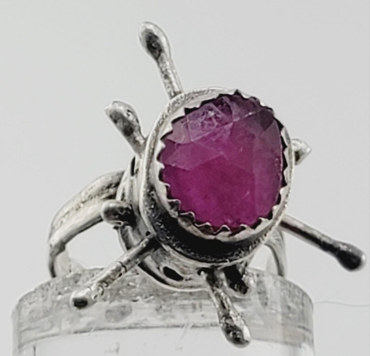 PINK SAPPHIRE MOVEMENT