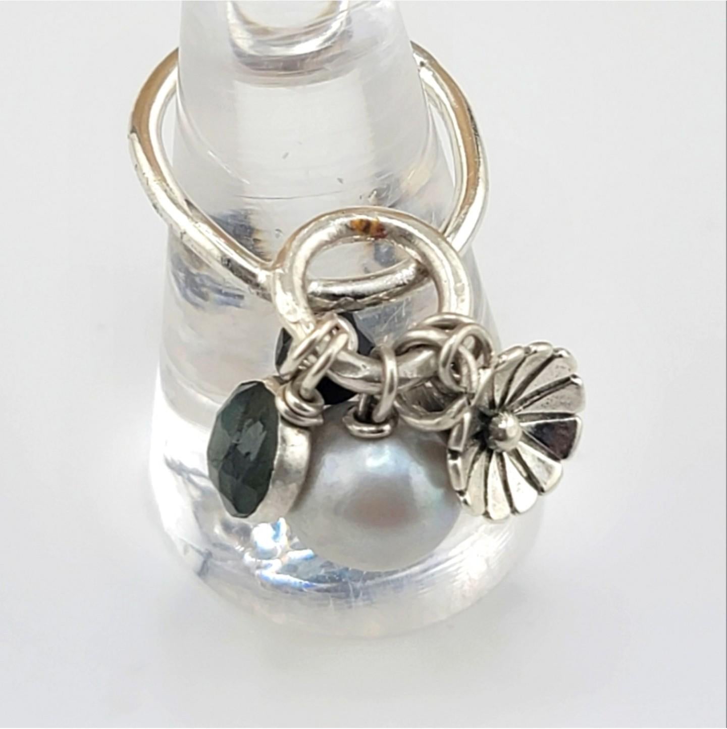 CHARM RING PEARL, Labradorite, Moonstone and onyx flower charm ring handmade in .925 sterling silver metal size 6.5