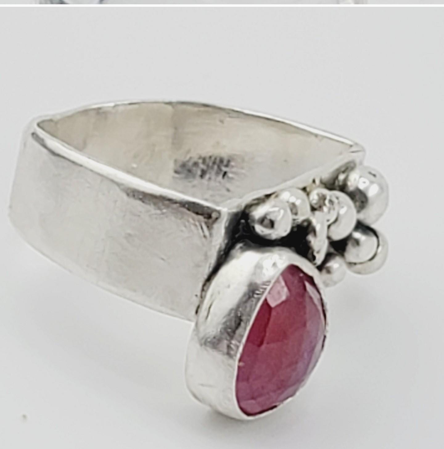 PINK SAPPHIRE RING handmade in Sterling Silver metal