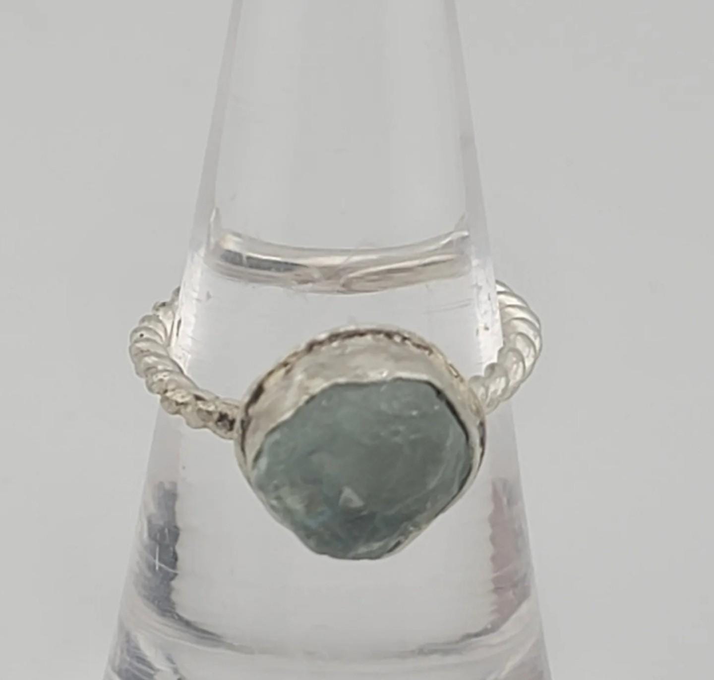 RAW AQUAMARINE RING with a twisted ring band handmade in .925 sterling silver metal size 7