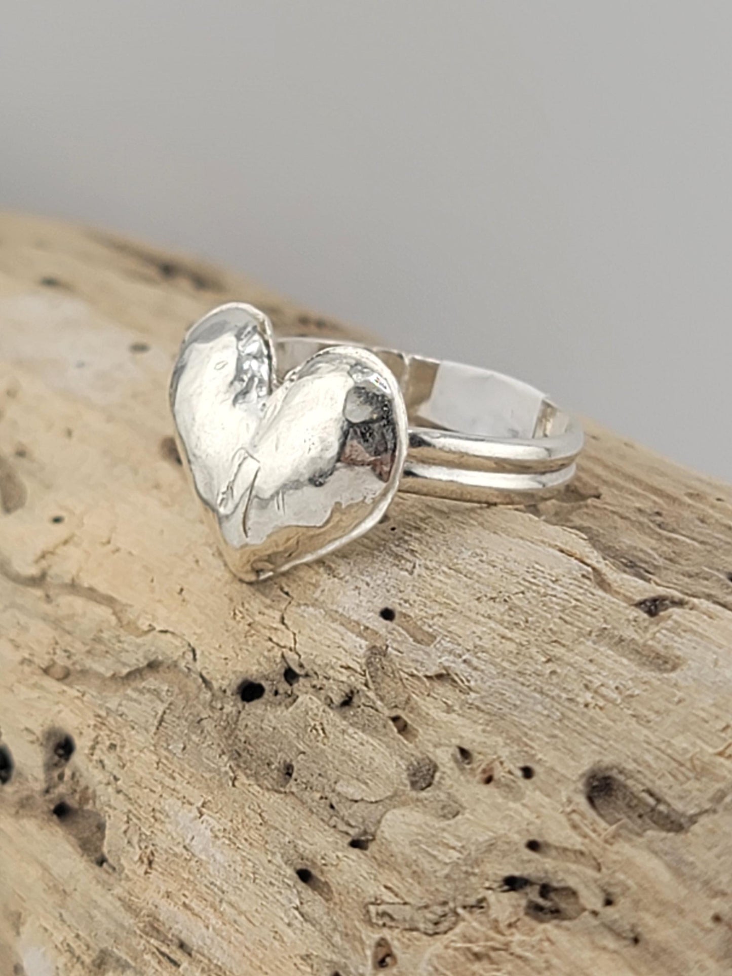 HEART SHAPE RING