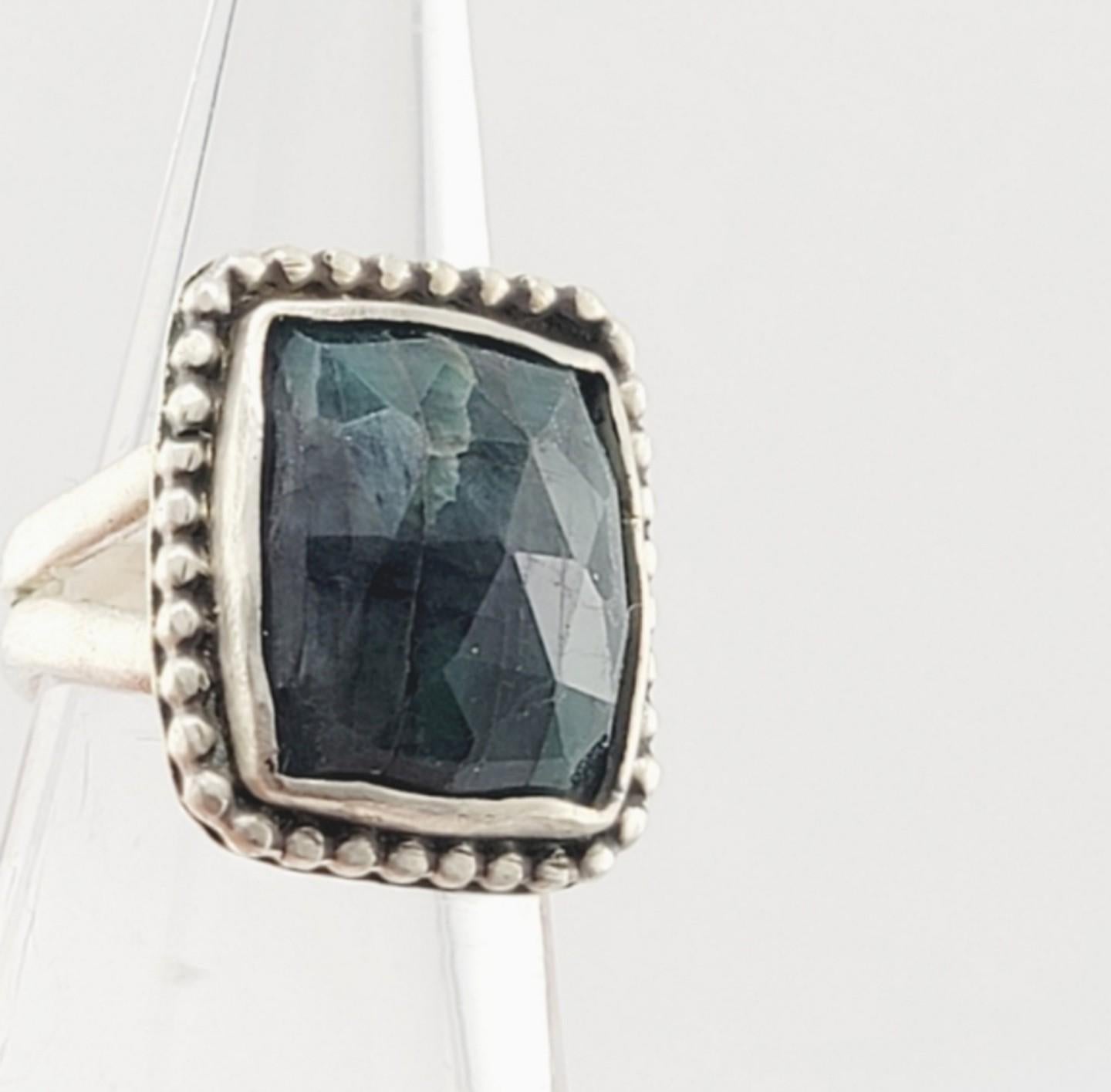 Emerald square nature rose-cut gemstone ring handmade in .925 sterling silver metal