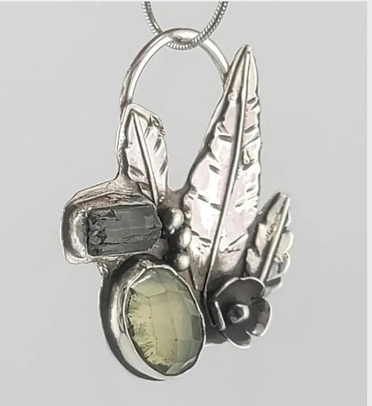 PREHNITE & TOURMALINE