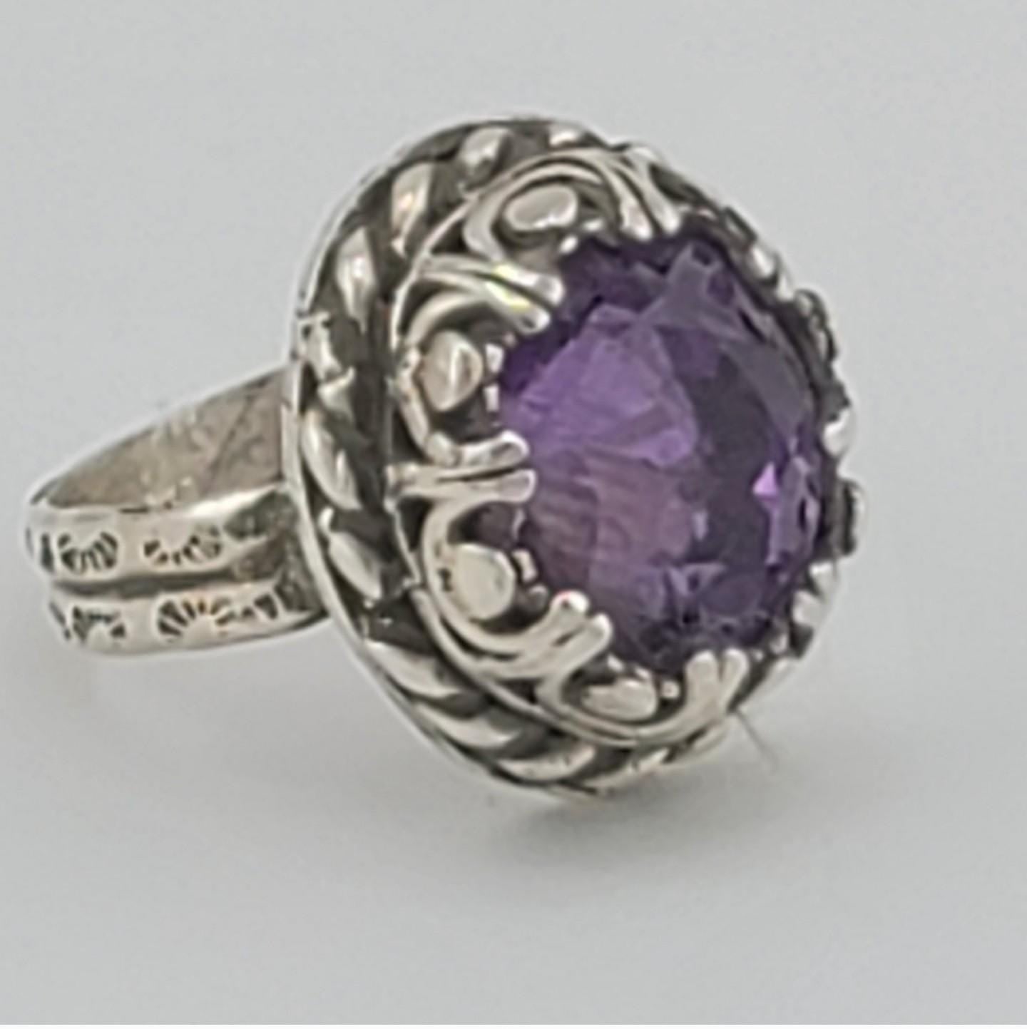 AMETHYST STONE RING vintage style vibes, handmade in Sterling Silver metal size 8.5