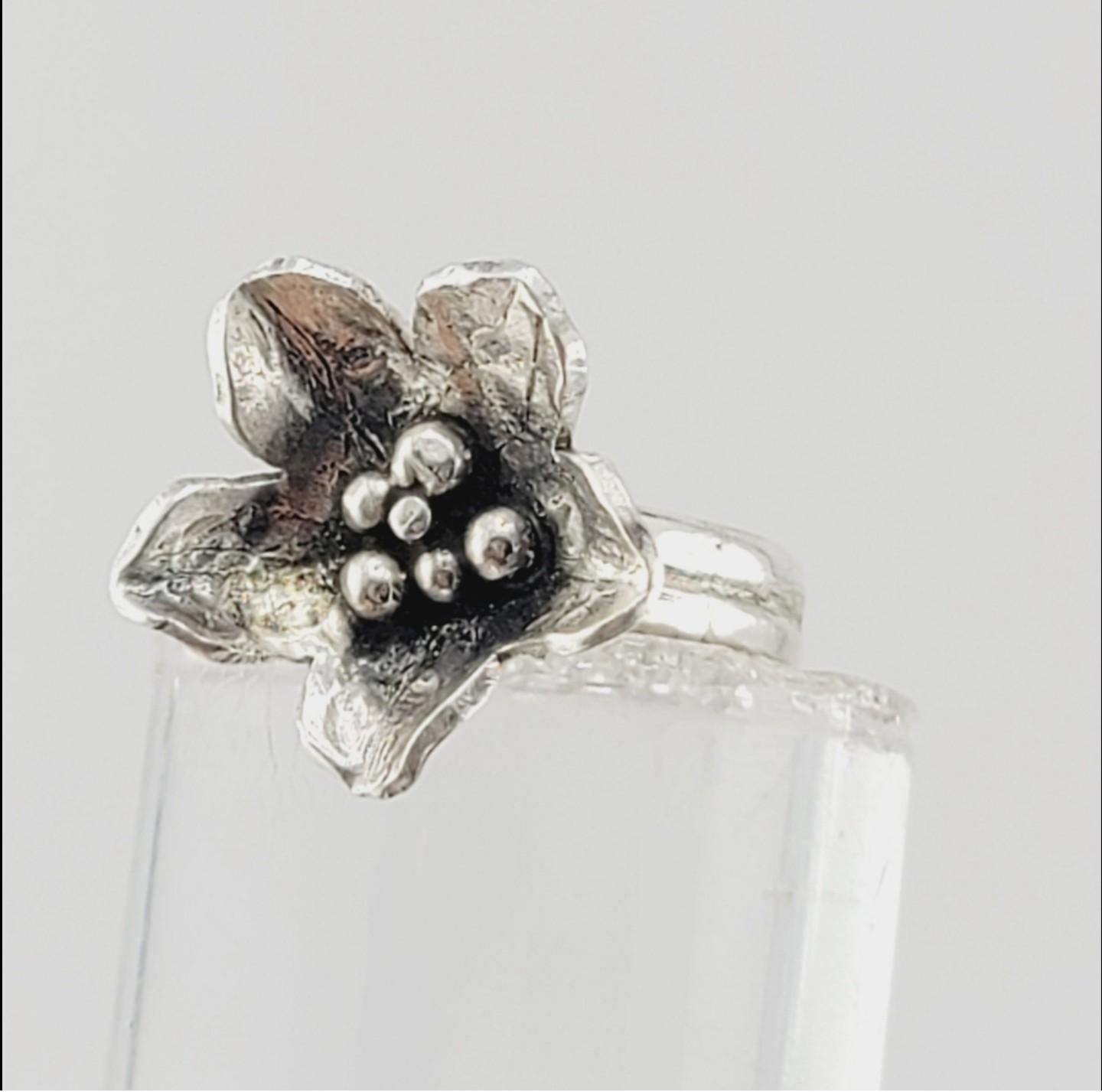 FLOWER RING HANDMADE in .925 sterling silver metal double ring band