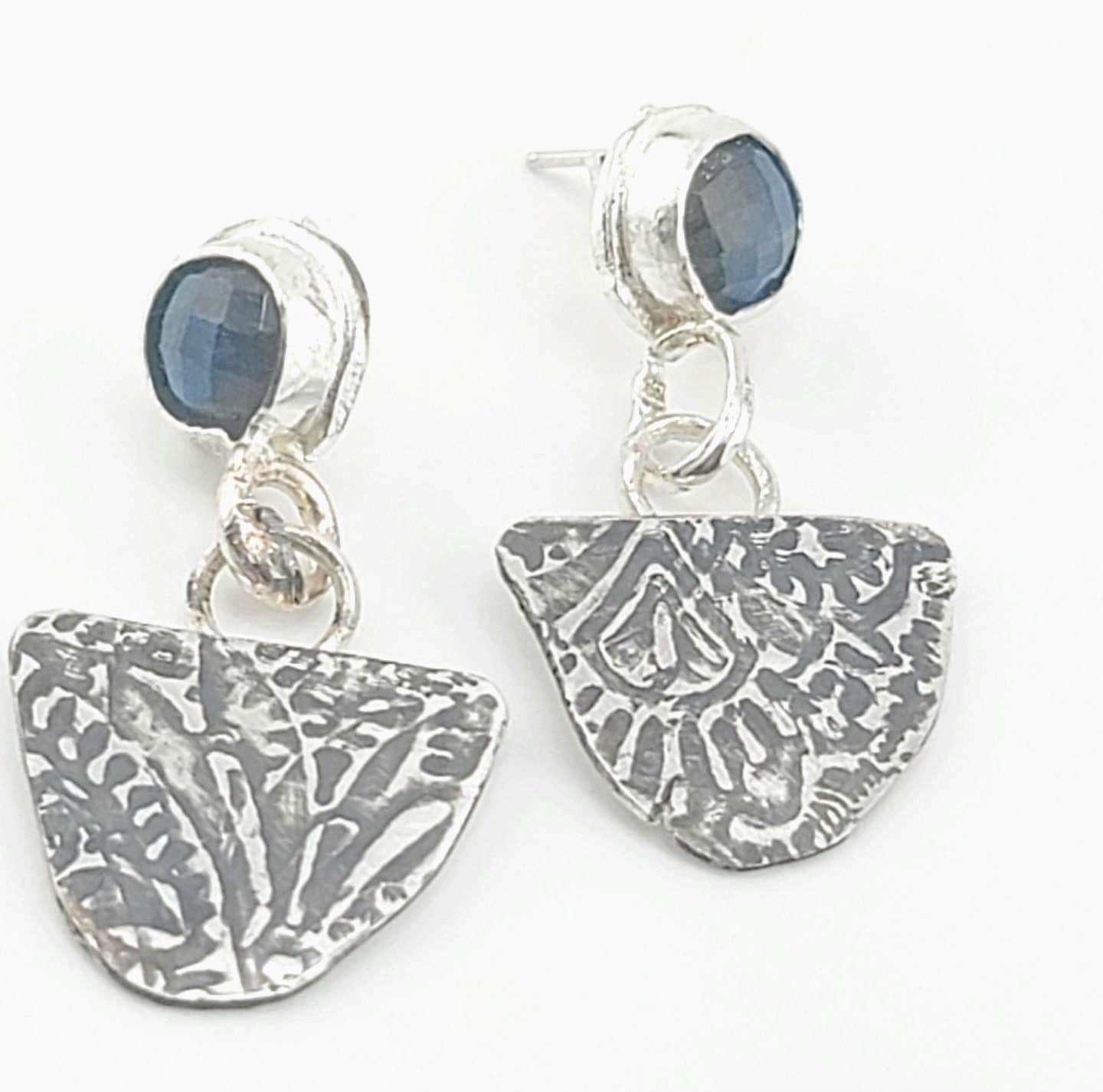 LABRADORITE EMBOSSED EARRINGS