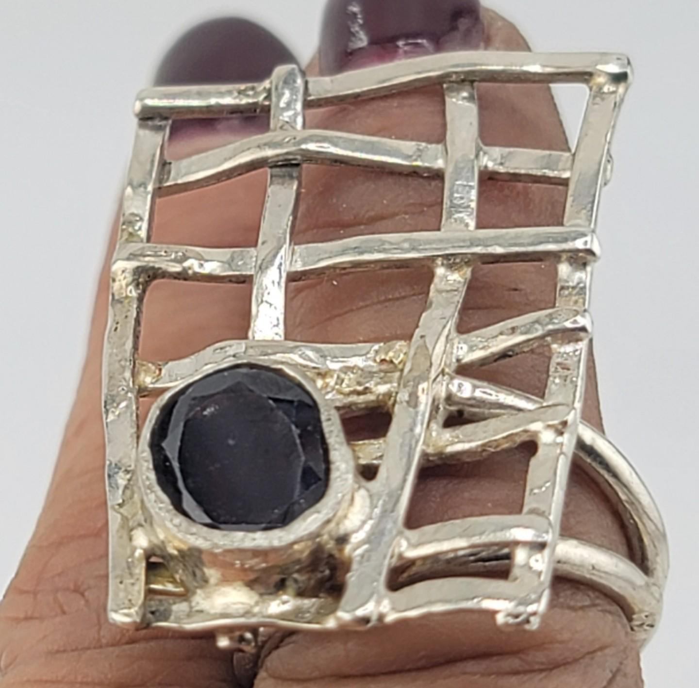 GARNET STYLE STATEMENT RING HANDMADE IN STERLING SILVER METAL SIZE 6