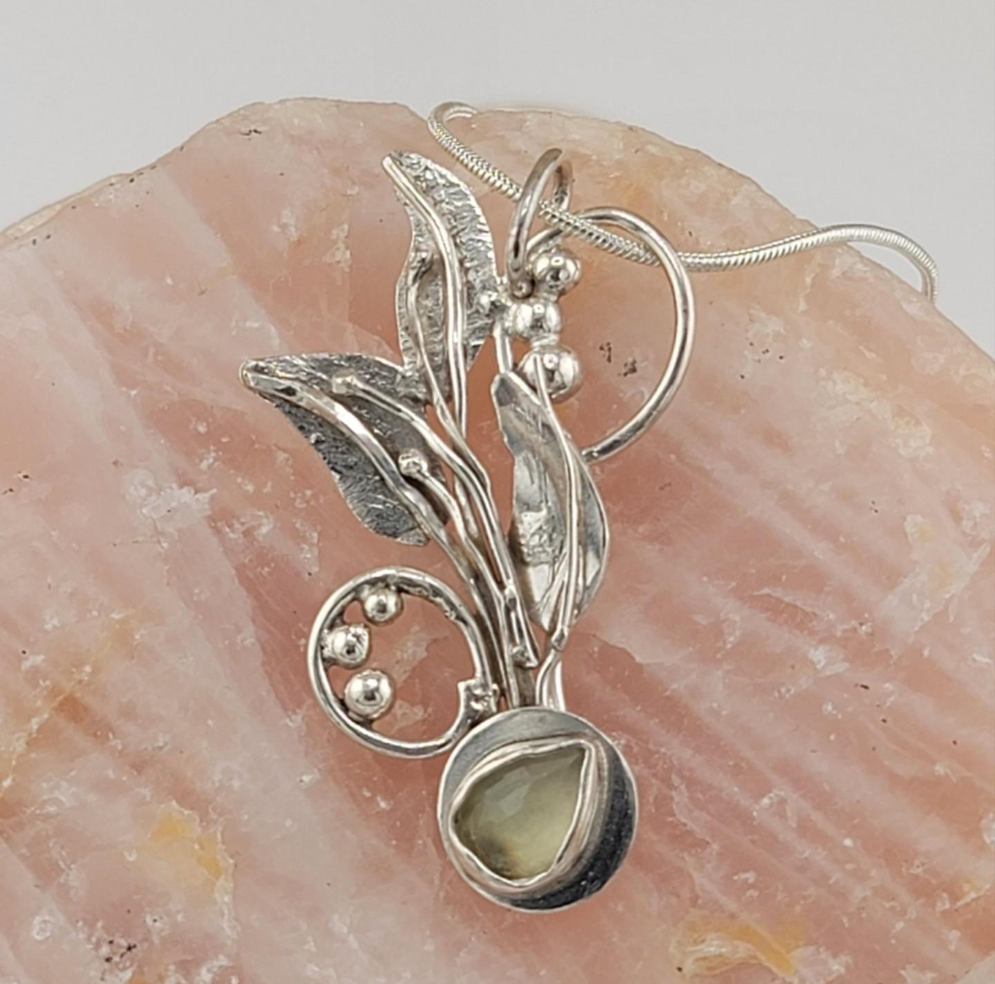 PREHNITE STONE PENDANT
