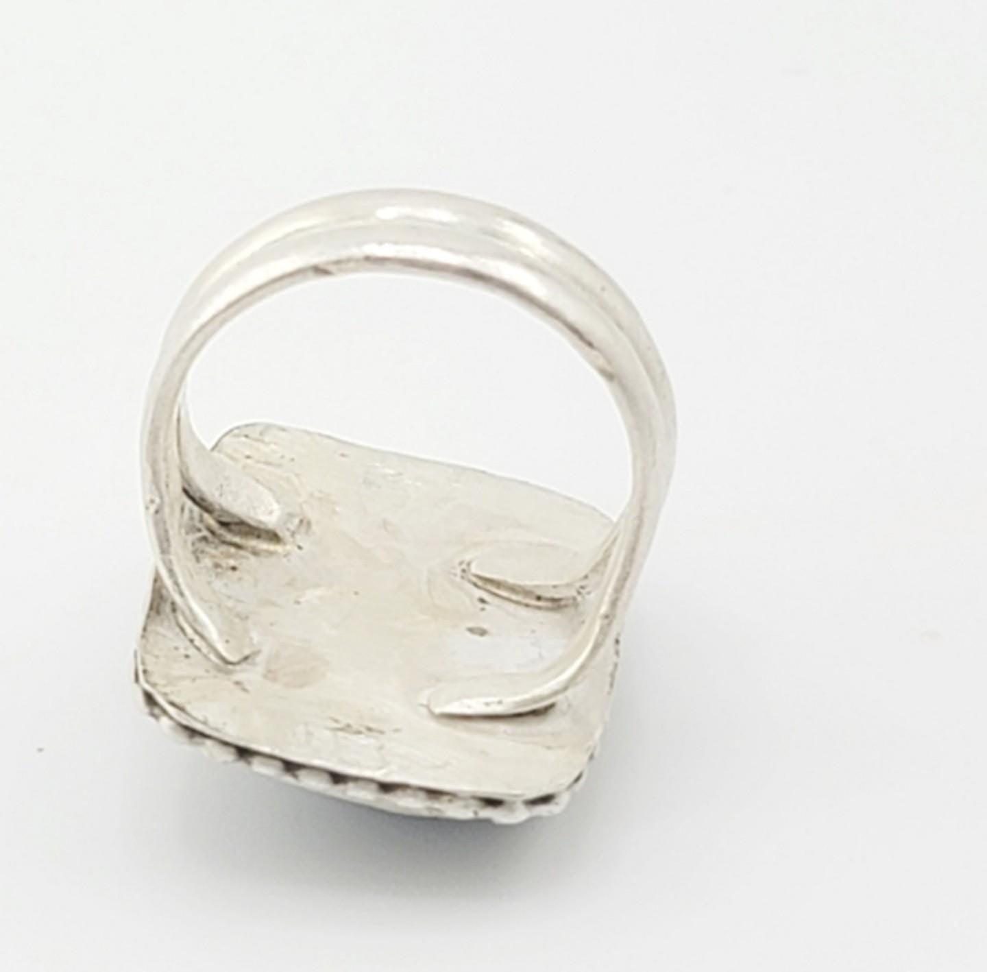 Emerald square nature rose-cut gemstone ring handmade in .925 sterling silver metal